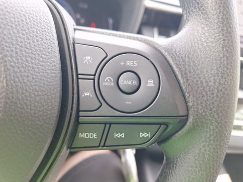 Used 2026 Toyota Corolla LE FWD image 20