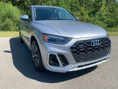 Used 2023 Audi Q5 2.0T Premium w/ Convenience Package