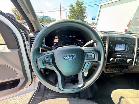 Used 2022 Ford F250 XL w/ Power Equipment Group AWD/4WD image 39