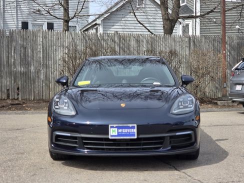 Used 2020 Porsche Panamera 4 image 9