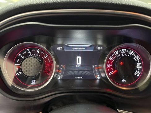 Used 2016 Dodge Challenger R/T Plus image 17