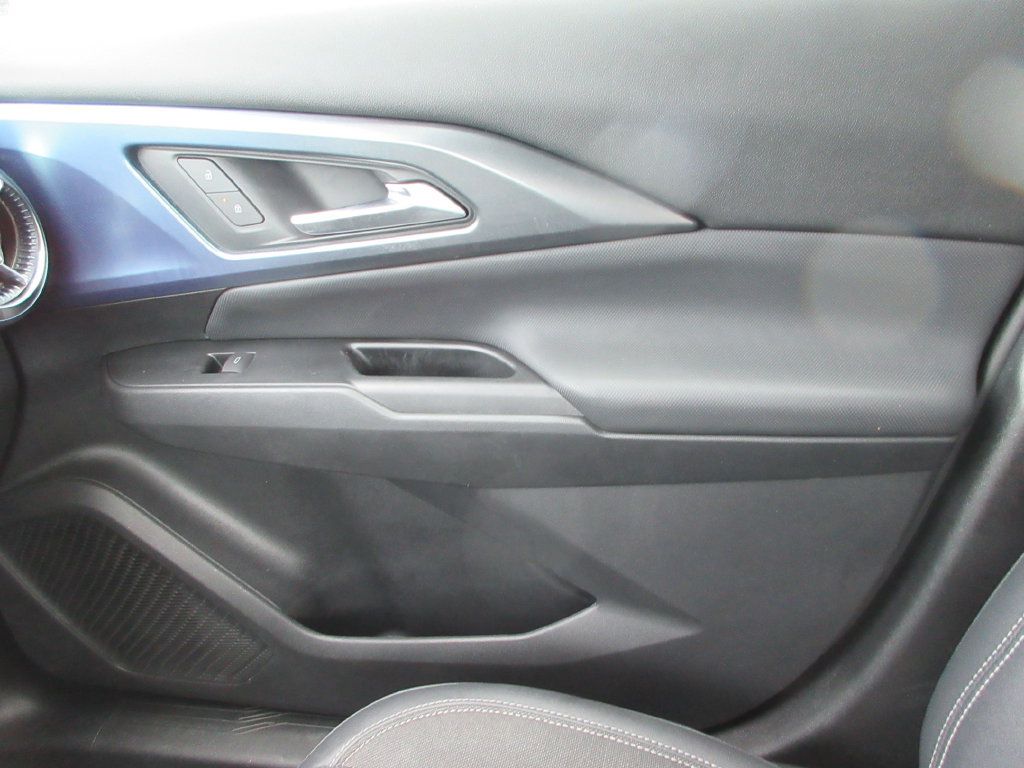 Used 2024 Chevrolet Equinox EV LT FWD image 30
