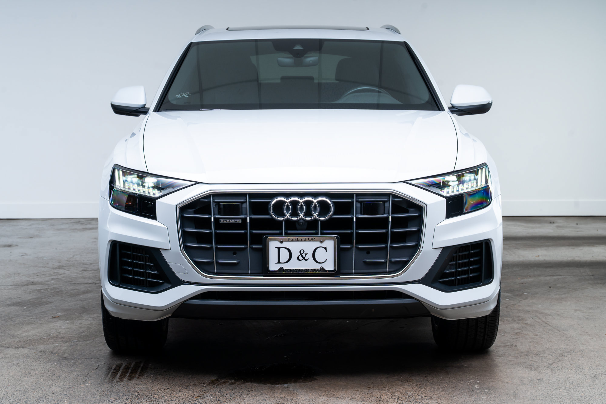 Used 2021 Audi Q8 Premium Plus AWD/4WD image 2