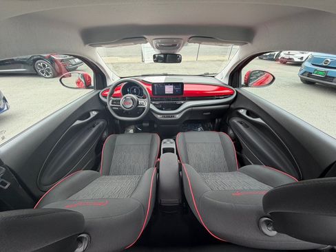 Used 2024 FIAT 500 e (RED) FWD image 21