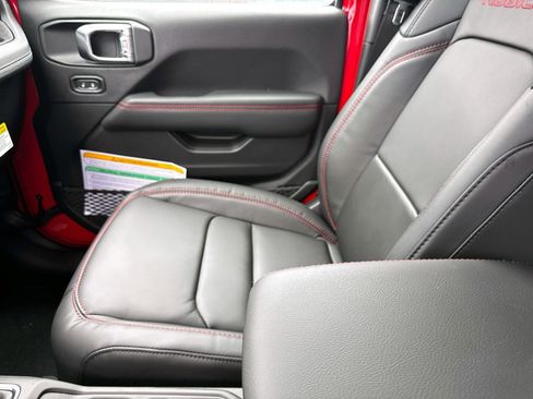 New 2026 Jeep Wrangler Unlimited Rubicon image 13