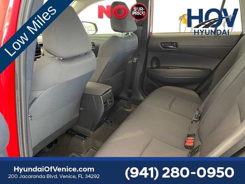Used 2024 Toyota Corolla Cross LE w/ Moonroof Package FWD image 30