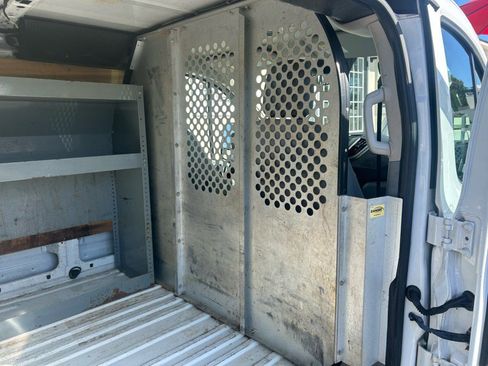 Used 2016 Ford Transit 250 130 Low Roof w/ Exterior Upgrade Package image 24