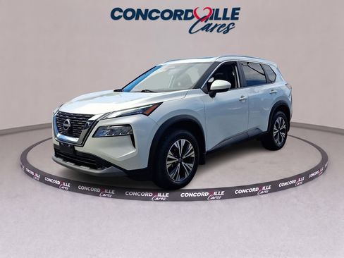 Certified 2023 Nissan Rogue SV w/ SV Premium B Package AWD/4WD image 4