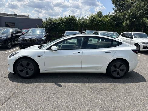 Used 2023 Tesla Model 3 Standard Range RWD image 4