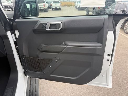 New 2025 Ford Bronco Outer Banks image 17