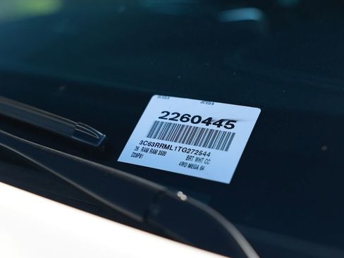 New 2026 RAM 3500 Laramie AWD/4WD image 38