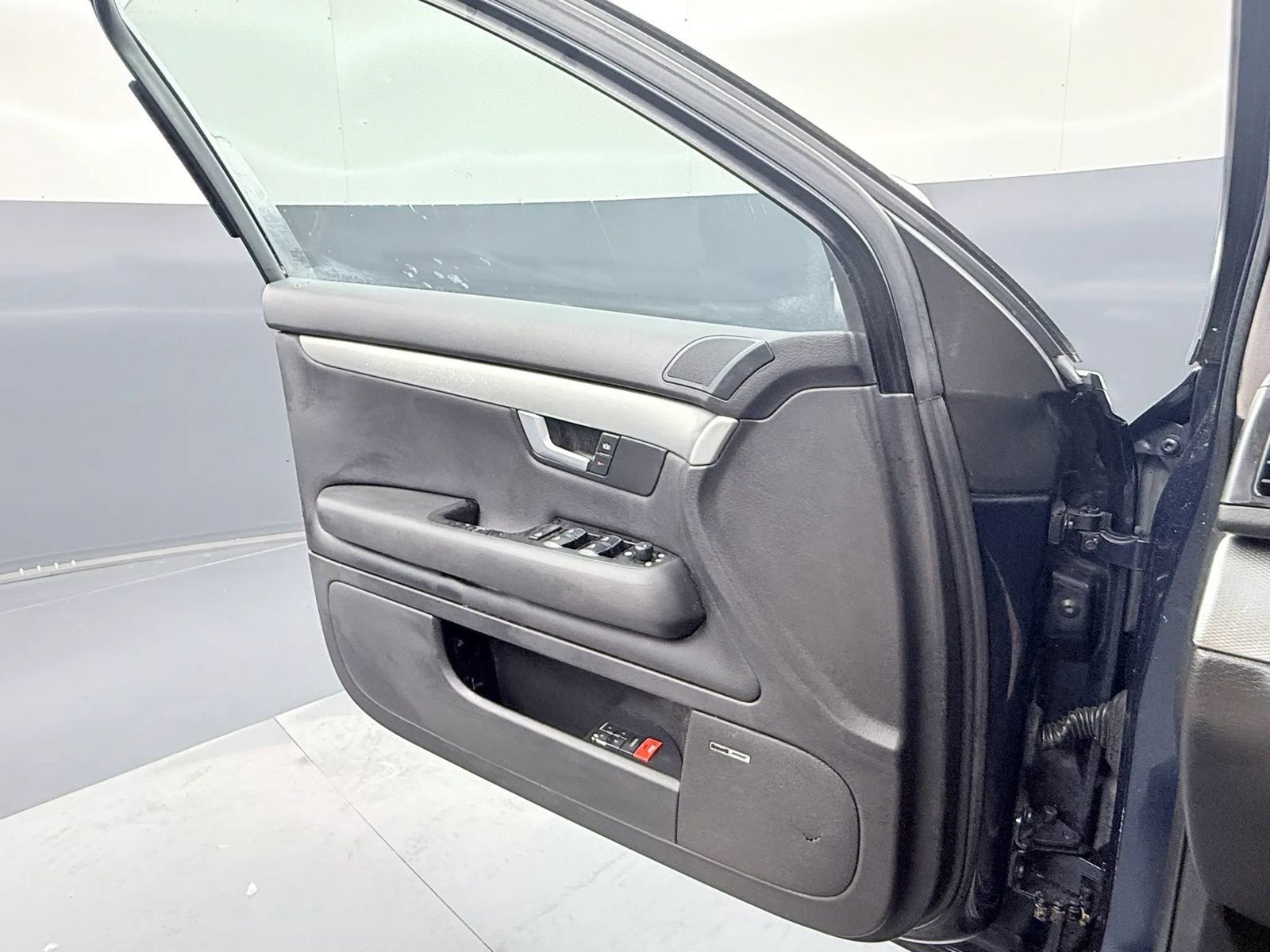 Used 2004 Audi A4 3.0 AWD/4WD image 22