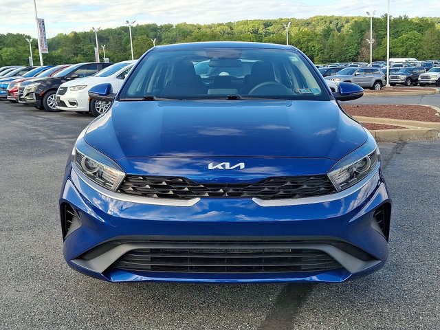 Used 2022 Kia Forte LXS w/ LXS Technology Package FWD image 2