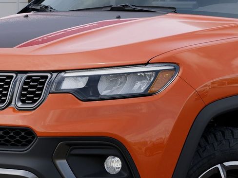 New 2026 Jeep Compass Trailhawk w/ Sun, Sound & Navigation Group AWD/4WD image 10