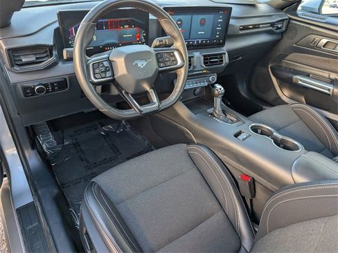 Certified 2024 Ford Mustang Coupe image 8