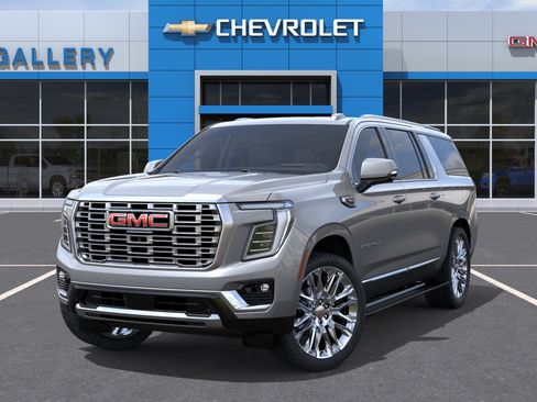 New 2026 GMC Yukon XL Denali w/ Denali Reserve Package AWD/4WD image 7