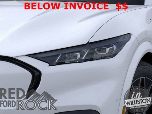 New 2025 Ford Mustang Mach-E Premium image 18