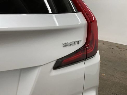 Used 2020 Cadillac XT4 Premium Luxury w/ Driver Awareness Package image 11