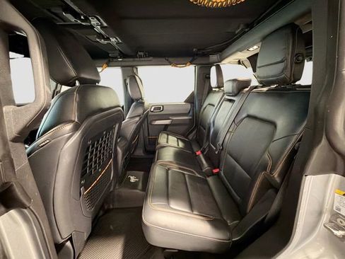 Used 2023 Ford Bronco Badlands image 21