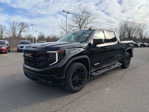 Used 2024 GMC Sierra 1500 Elevation image 4