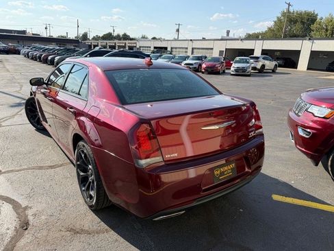 Used 2019 Chrysler 300 S w/ 300S Premium Group RWD image 50