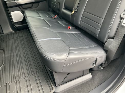 Used 2025 Ford F350 Platinum w/ FX4 Off-Road Package image 43