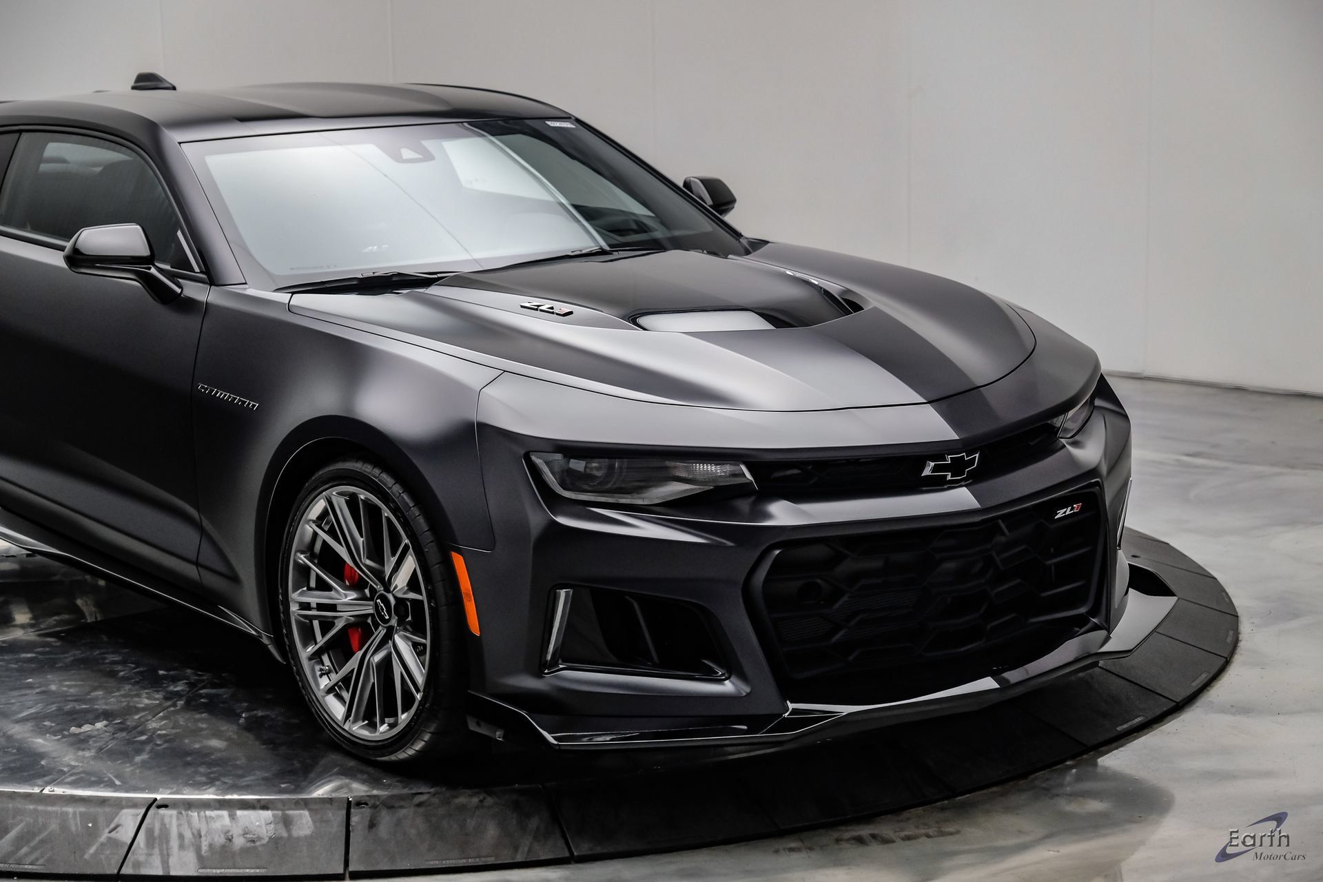 Used 2024 Chevrolet Camaro ZL1 RWD image 35