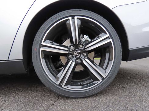 New 2025 Honda Accord Sport image 9