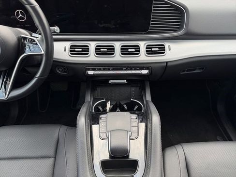 Used 2025 Mercedes-Benz GLE 350 4MATIC image 17