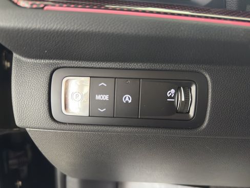 New 2026 Chevrolet Traverse RS w/ LPO, Floor Liner Package image 29