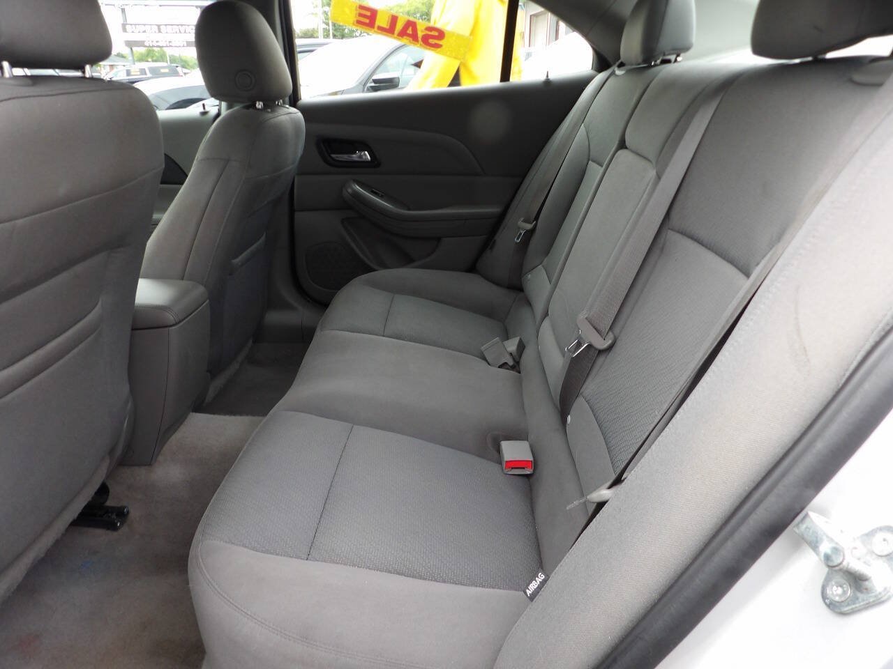 Used 2015 Chevrolet Malibu LS w/ Protection Package FWD image 9