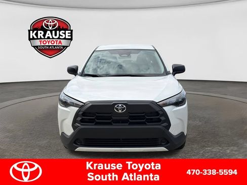Used 2026 Toyota Corolla Cross L FWD image 2