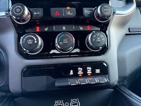 New 2026 RAM 1500 Big Horn AWD/4WD image 30