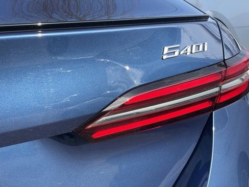 Certified 2024 BMW 540i xDrive w/ Premium Package image 32