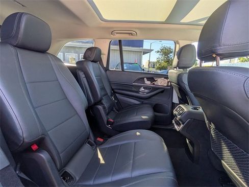 Used 2023 Mercedes-Benz GLS 450 GLS 450 image 25