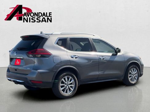 Used 2020 Nissan Rogue SV FWD image 4