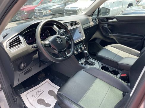 Used 2020 Volkswagen Tiguan SEL w/ 3rd Row Seat Package AWD/4WD image 10