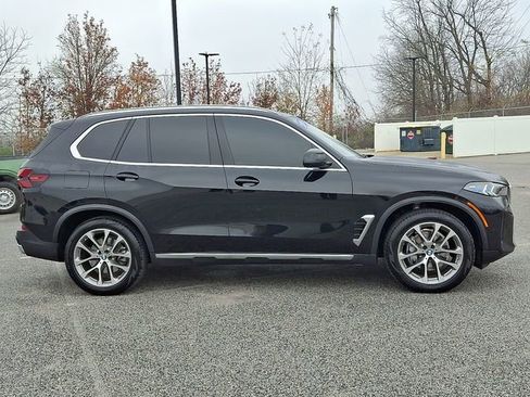 Used 2024 BMW X5 xDrive40i w/ Premium Package AWD/4WD image 11
