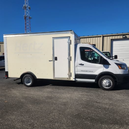 Used 2022 Ford Transit 350 DRW RWD image 1