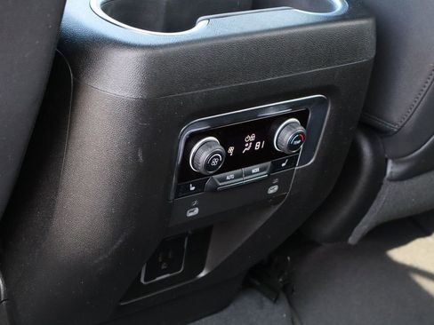 Certified 2023 Chevrolet Suburban RST w/ Luxury Package image 24