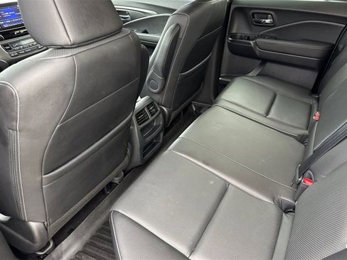 Certified 2023 Honda Ridgeline RTL image 5