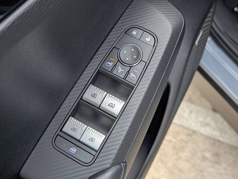 New 2026 Mitsubishi Outlander SE FWD image 11