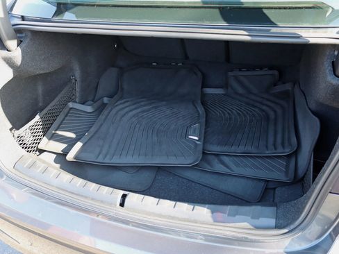 Used 2020 BMW 330i xDrive 330i xDrive Sedan 4D w/ Premium Package image 39