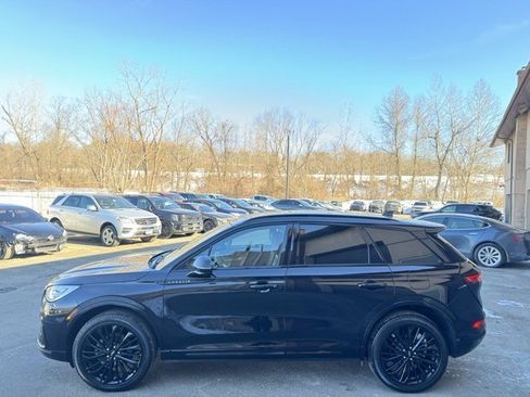 Used 2023 Lincoln Corsair Reserve w/ Equipment Group 201A image 9