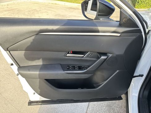 Used 2023 MAZDA CX-50 2.5 S w/ Cargo Package image 40