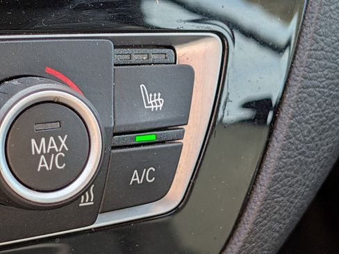 Used 2019 BMW 230i xDrive Convertible w/ Convenience Package image 25