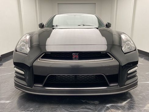 Used 2013 Nissan GT-R Black Edition image 30