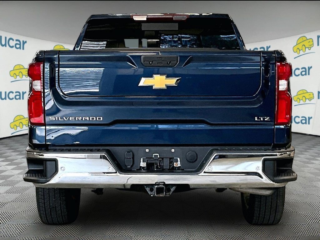 Used 2022 Chevrolet Silverado 1500 LTZ w/ LTZ Convenience Package II AWD/4WD image 5
