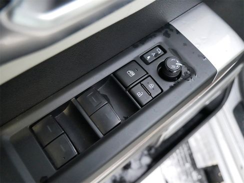 Used 2023 Toyota Sequoia Capstone image 13