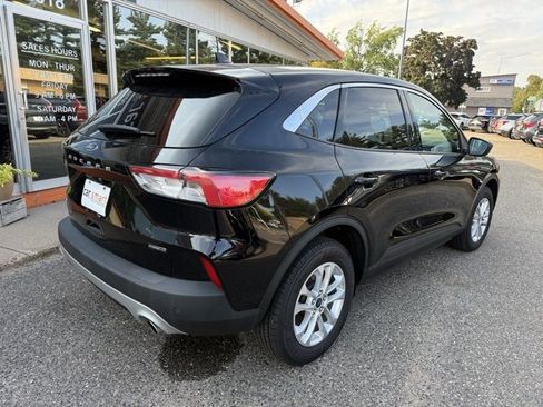 Used 2022 Ford Escape SE image 7